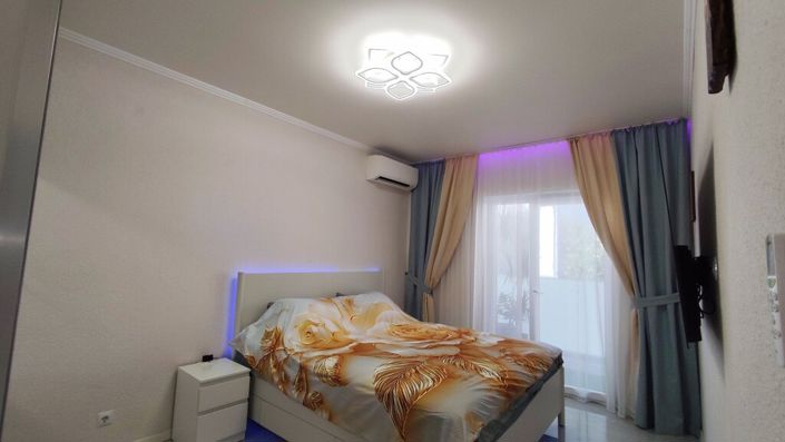 Image No.9-2 Bed Flat for sale
