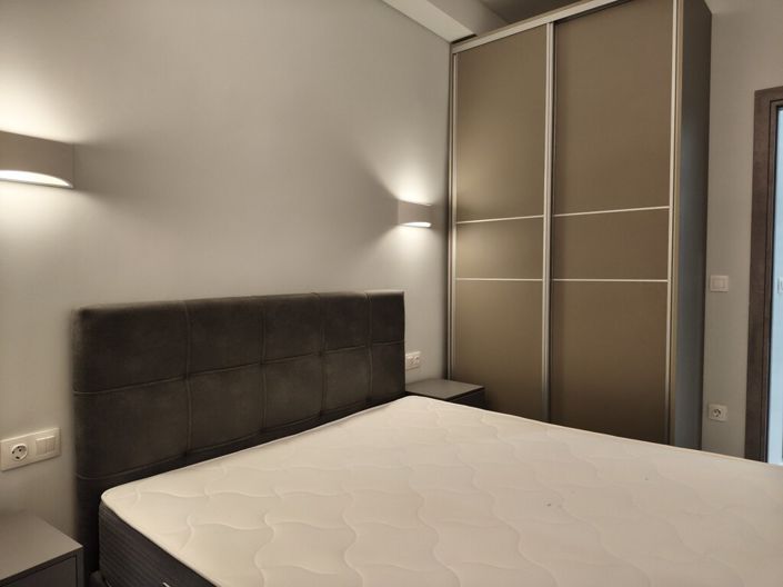 Image No.11-2 Bed Flat for sale