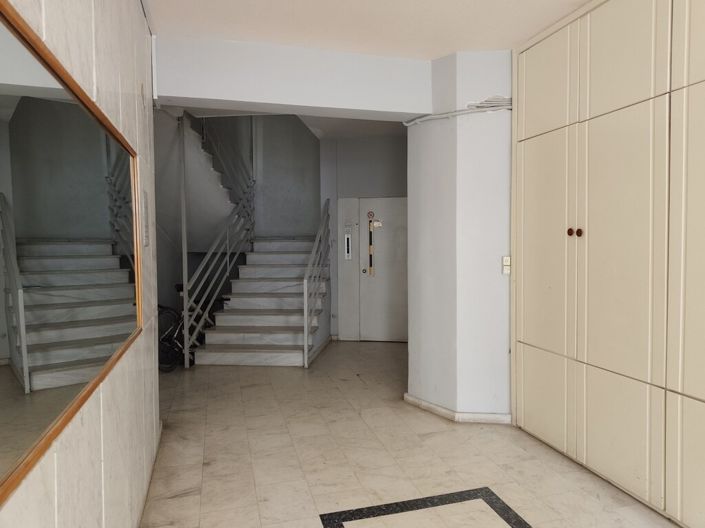 Image No.19-2 Bed Flat for sale