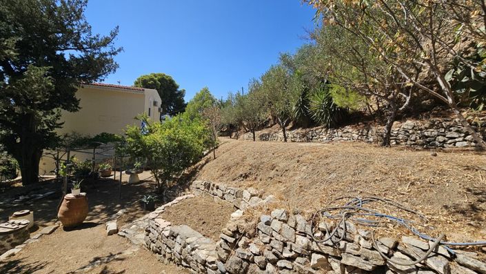 Image No.19-4 Bed Property for sale