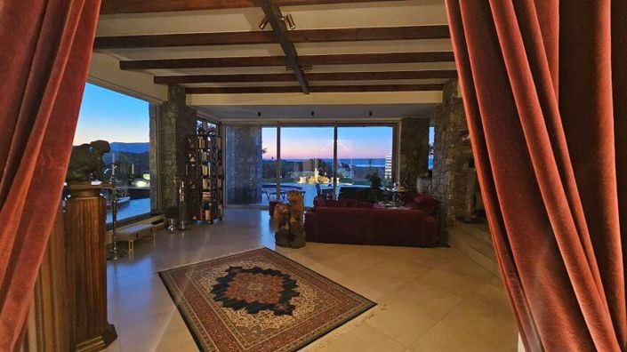 Image No.18-5 Bed Villa for sale