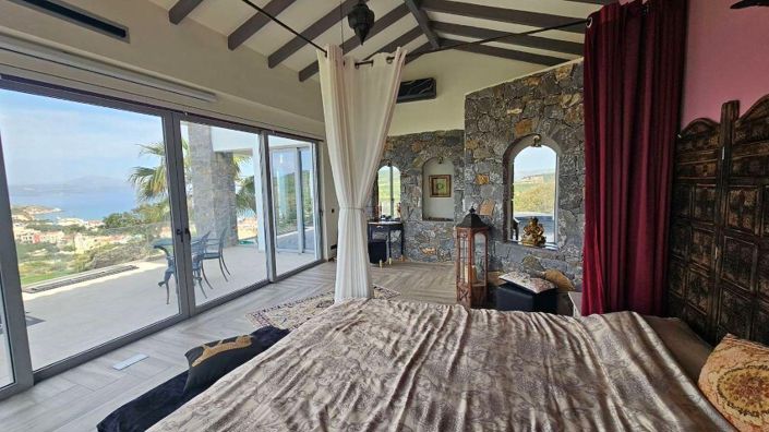 Image No.27-5 Bed Villa for sale