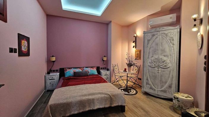 Image No.8-5 Bed Villa for sale