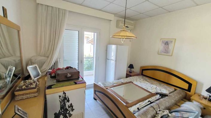 Image No.13-3 Bed Property for sale