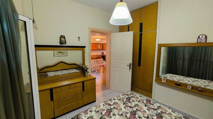 Image No.20-3 Bed Property for sale