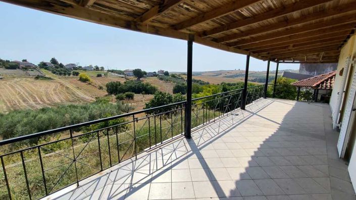 Image No.3-3 Bed Property for sale