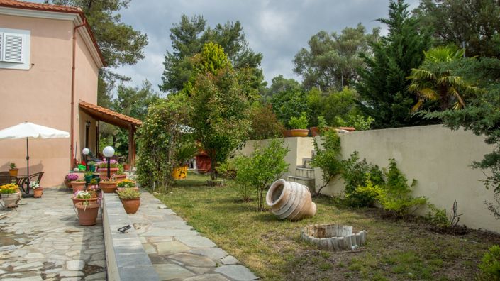 Image No.10-6 Bed Villa for sale