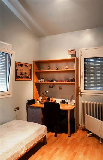 Image No.28-6 Bed Property for sale