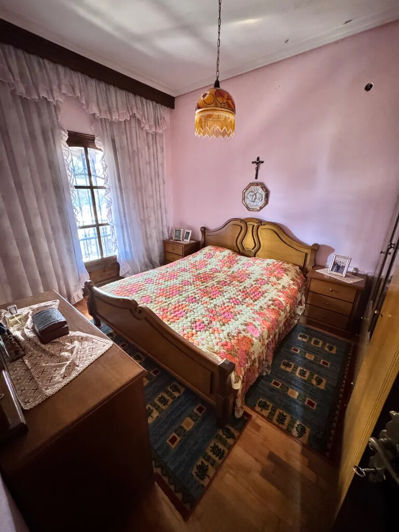 Image No.18-2 Bed Property for sale