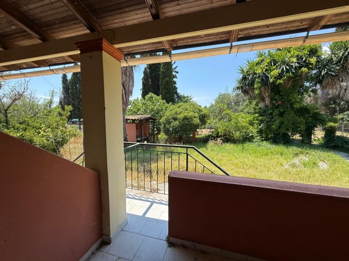 Image No.23-6 Bed Property for sale