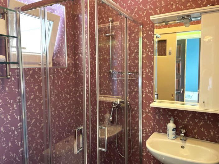 Image No.24-1 Bed Flat for sale