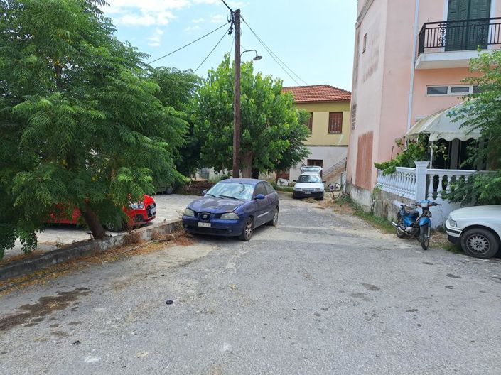 Image No.16-Maisonette for sale