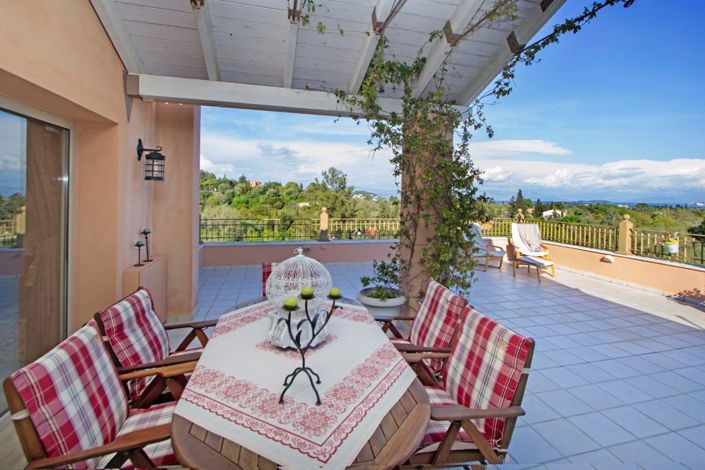 Image No.2-Villa for sale