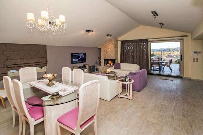 Image No.9-Villa for sale
