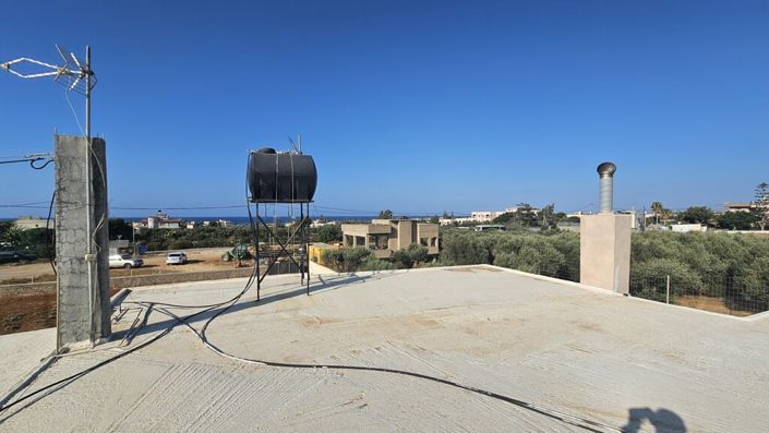 Image No.10-2 Bed Property for sale