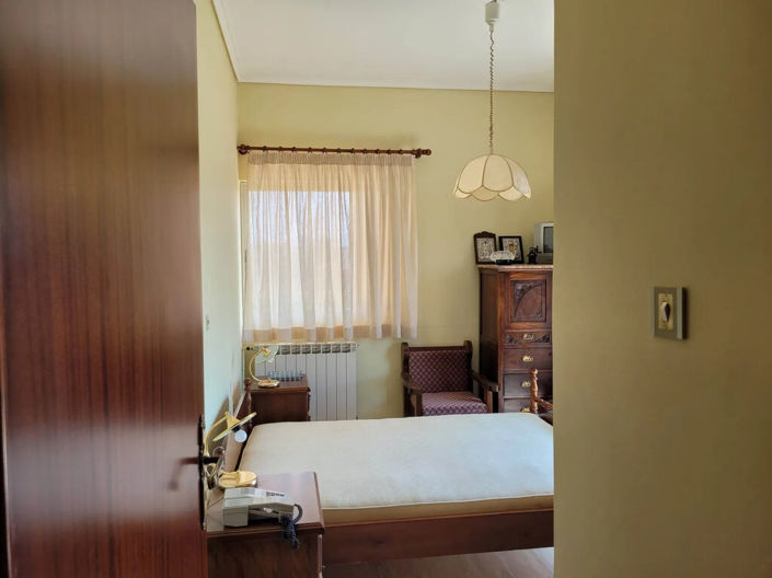 Image No.8-3 Bed Property for sale