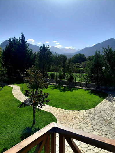 Image No.14-8 Bed Property for sale