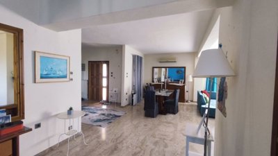 Photo 4 - Cottage 460 m² in Central Macedonia