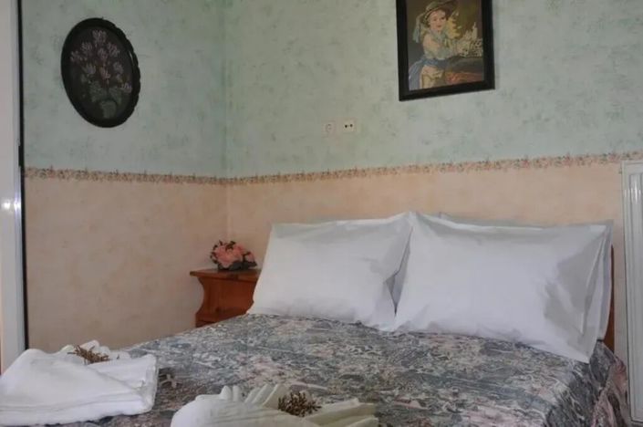 Image No.25-4 Bed Property for sale