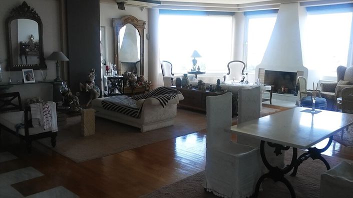 Image No.9-4 Bed Property for sale
