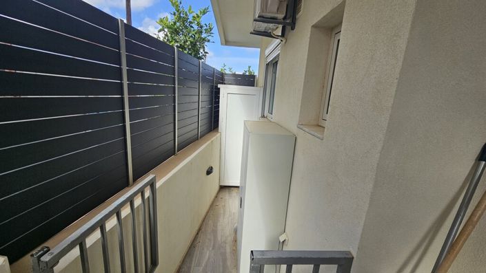 Image No.14-2 Bed Flat for sale