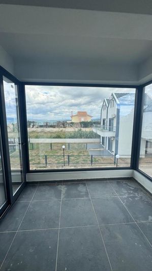Image No.2-3 Bed Property for sale