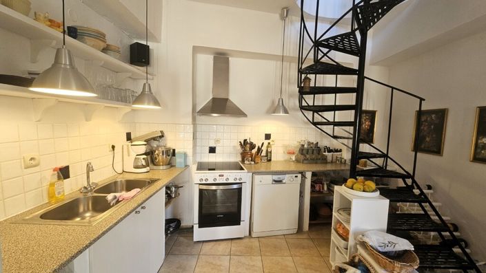 Image No.7-1 Bed Maisonette for sale