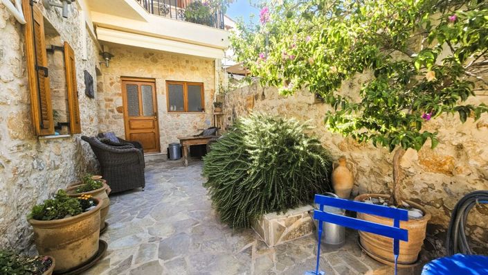 Image No.8-1 Bed Maisonette for sale