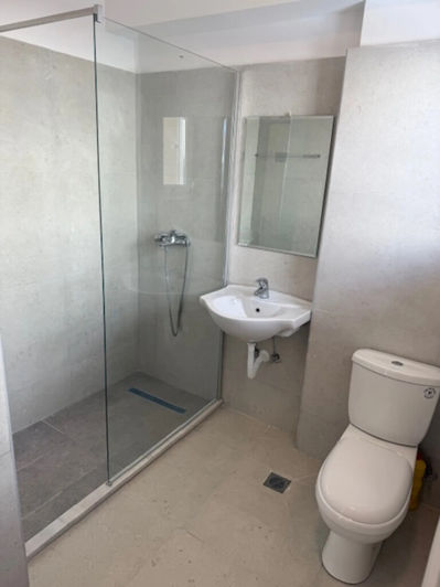 Image No.11-3 Bed Flat for sale