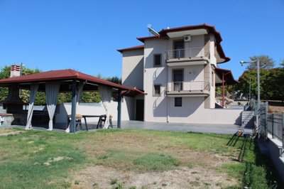 Photo 1 - Cottage 220 m² in Central Macedonia
