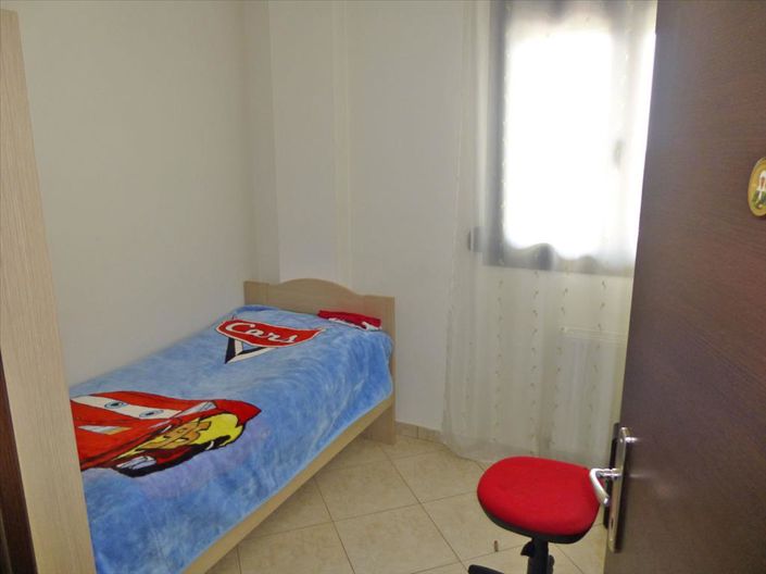 Image No.17-4 Bed Property for sale