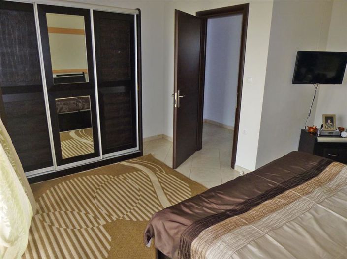 Image No.19-4 Bed Property for sale