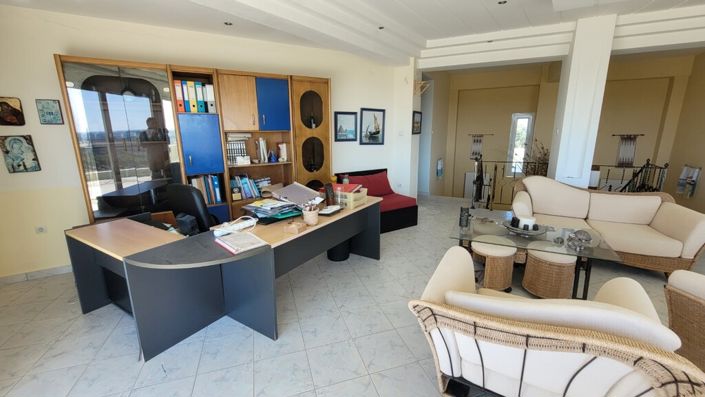 Image No.30-10 Bed Property for sale