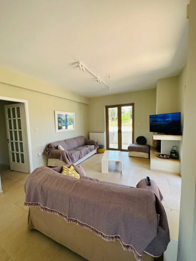 Image No.21-Propriété de 5 chambres à vendre à Derveni