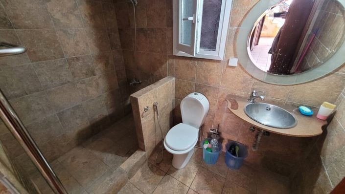 Image No.17-2 Bed Flat for sale