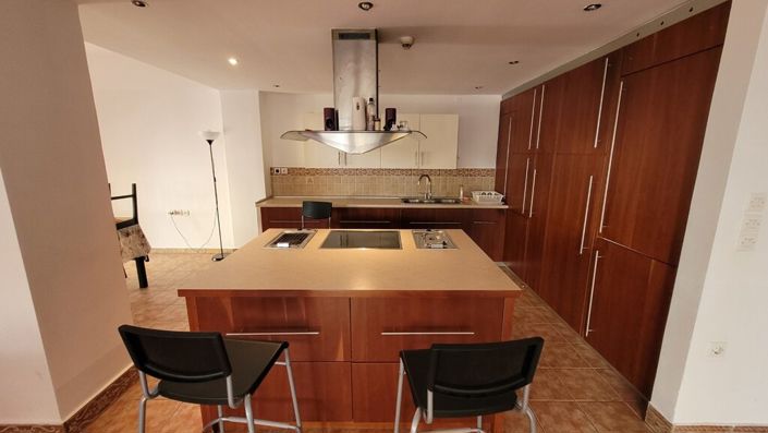 Image No.4-2 Bed Flat for sale