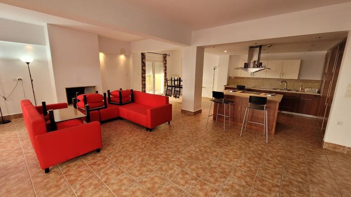Image No.5-2 Bed Flat for sale