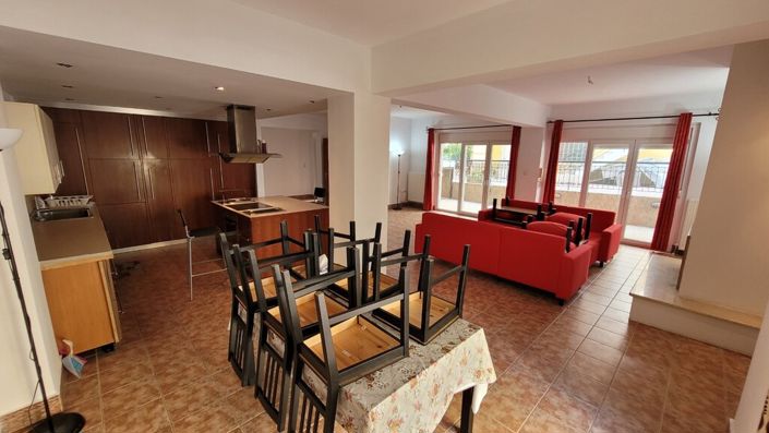 Image No.7-2 Bed Flat for sale