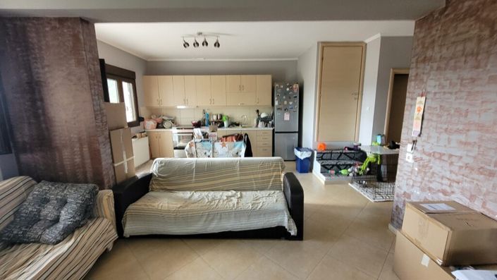 Image No.28-4 Bed Property for sale