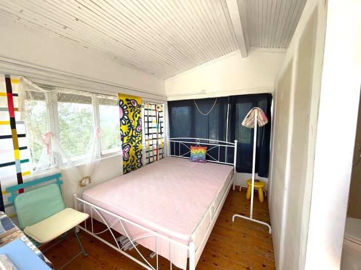 Image No.17-4 Bed Property for sale