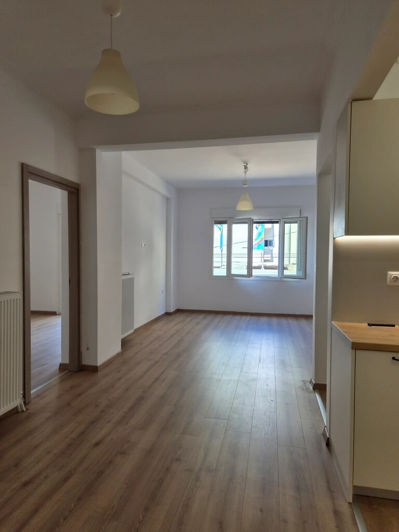 Image No.2-Appartement de 2 chambres à vendre à Kipseli