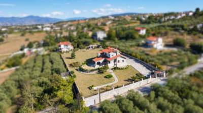 Photo 3 - Villa 600 m² in Central Macedonia
