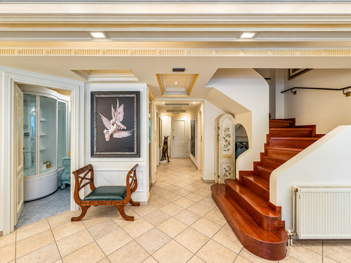 Image No.7-5 Bed Villa for sale