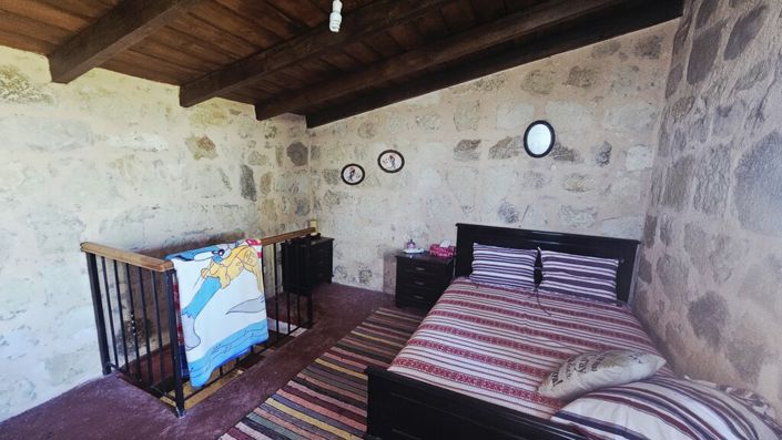 Image No.11-1 Bed Property for sale