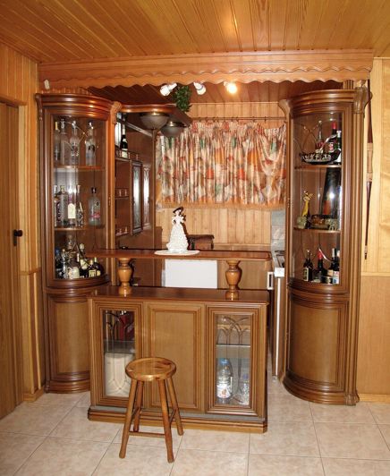 Image No.18-5 Bed Property for sale