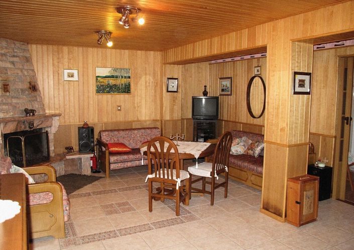 Image No.19-5 Bed Property for sale