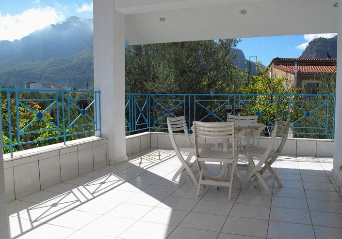 Image No.29-5 Bed Property for sale