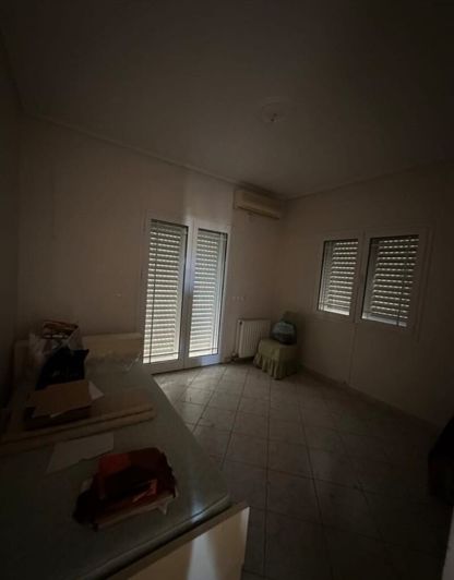 Image No.13-6 Bed Property for sale