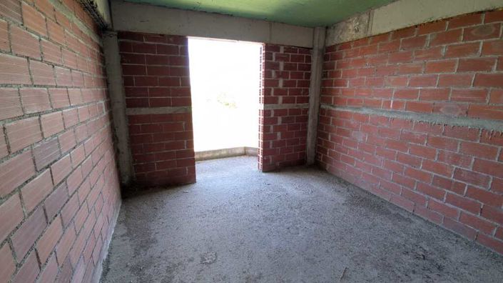 Image No.15-3 Bed Property for sale