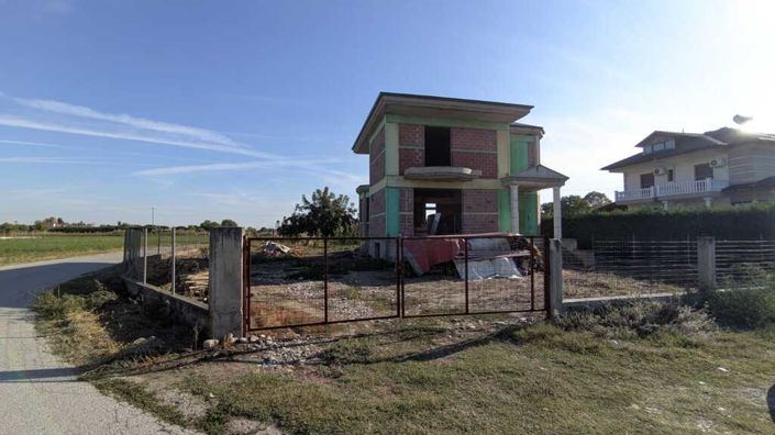 Image No.5-3 Bed Property for sale